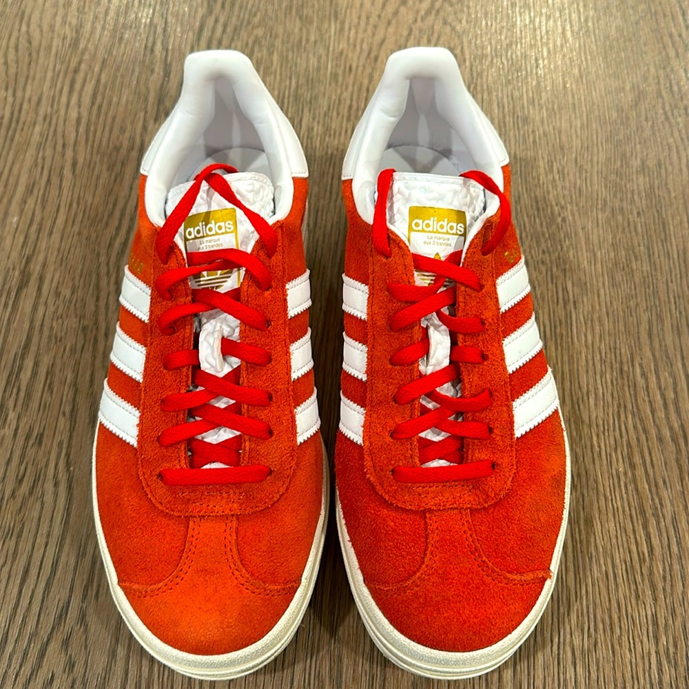 Adidas platform Gazelles  - LIKE NEW